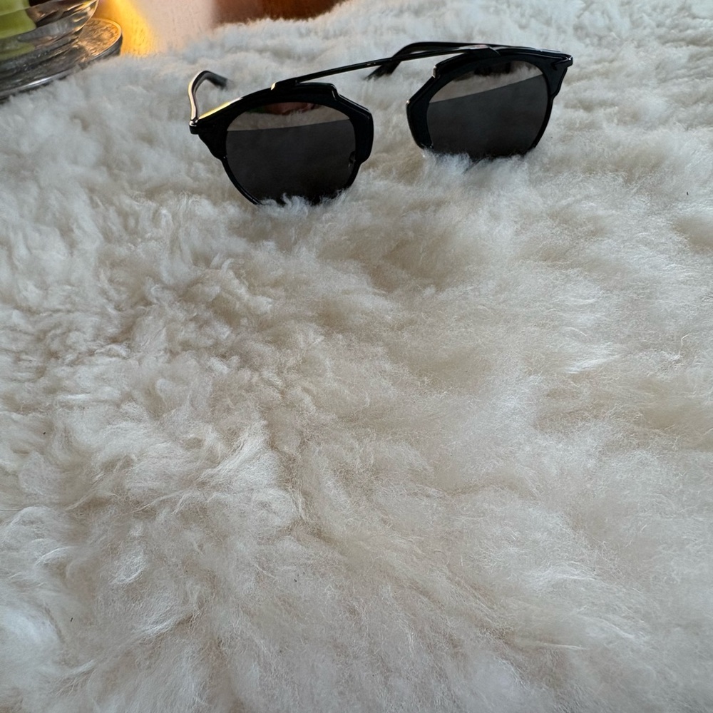 Dior Elegant Black Eyewear - Picture 6 of 6
